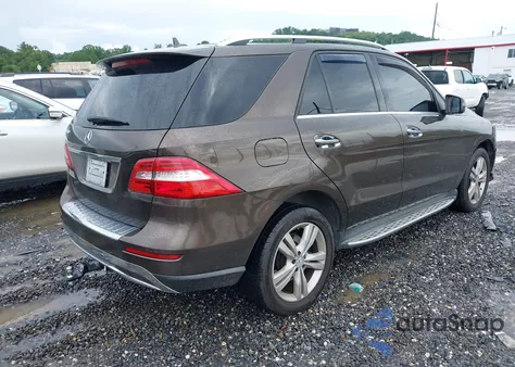 2014 Mercedes-Benz Ml 350 z USA, uszkodzony, nr VIN 4JGDA5JB4EA334430